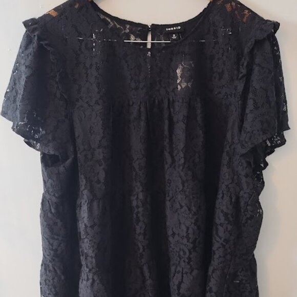 Torrid Black Lace Short Sleeve Tiered Blouse size 3X Layered - Picture 1 of 12